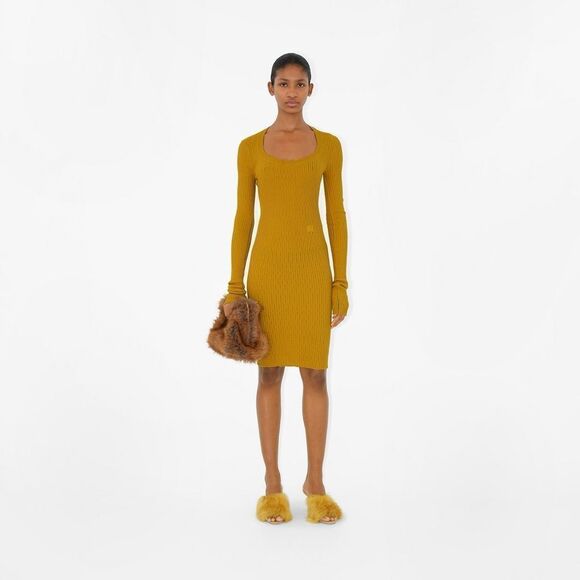 NWT Burberry Minnie Shearling Fur Slide Sandals Yellow 36 - Picture 3 of 11